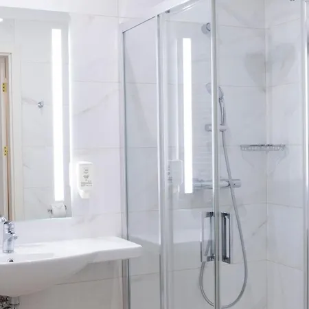 假日公园 克鲁布索诺维旅馆 3*