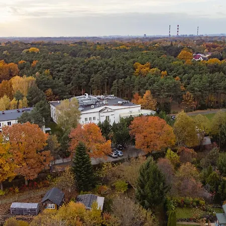 假日公园 克鲁布索诺维旅馆 华沙