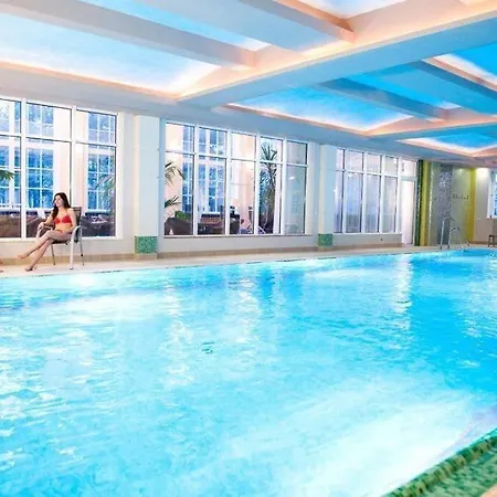 Klub Sosnowy Semesterpark