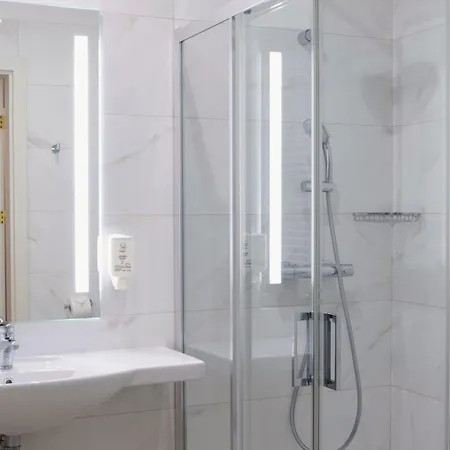 克鲁布索诺维旅馆 3*