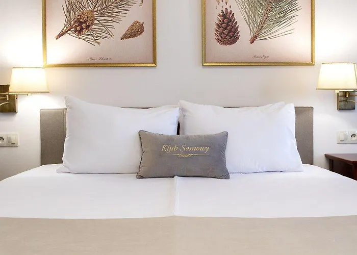 Kompleks wypoczynkowy Klub Sosnowy 3*