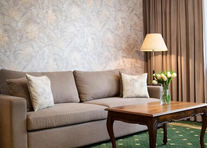 Klub Sosnowy Üdülőpark Varsó