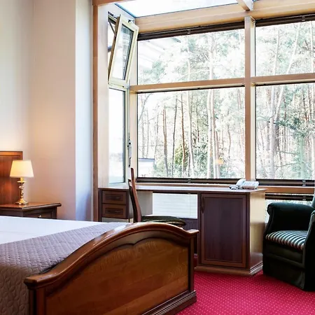 Klub Sosnowy ワルシャワ